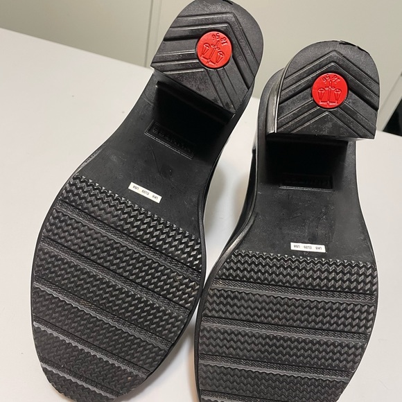 Hunter Heeled Boots - Picture 3 of 4